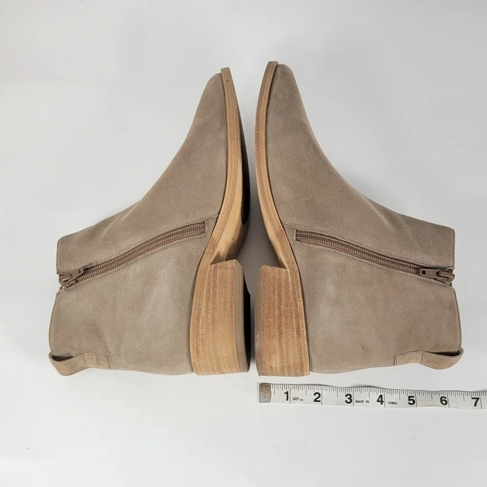 Vaneli Fazar Suede Booties #583 Size 9M